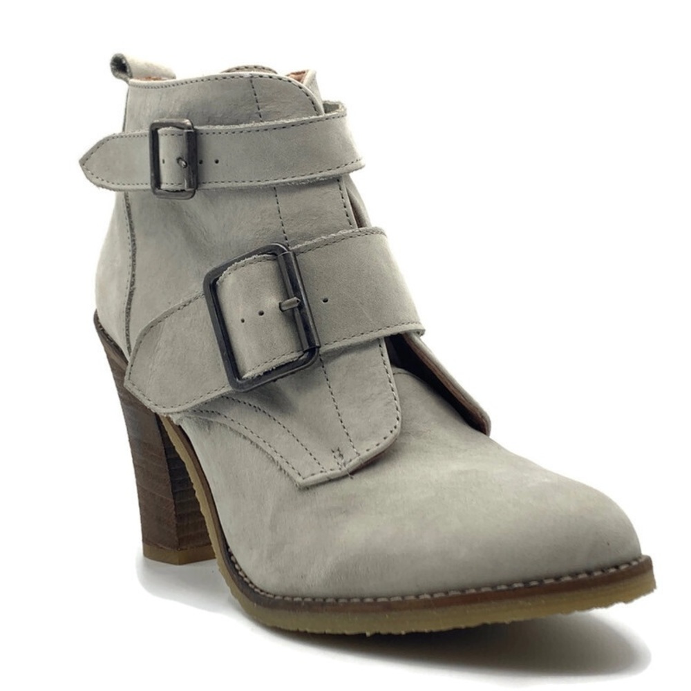 Steve Madden Verina Ice Leather Heeled Ankle Boots